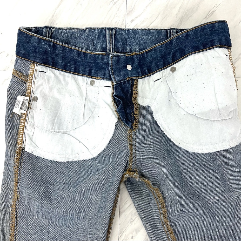 Free People- Skinny Jeans in Medium Wash Size 24. - Picture 6 of 8